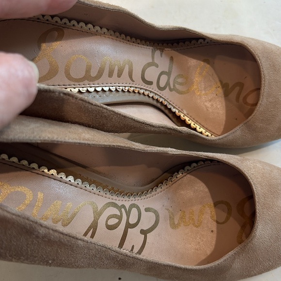 Sam Edelman Size 8 Stillson suede 4” block heel pumps. Camel color neutral chic - Picture 6 of 10